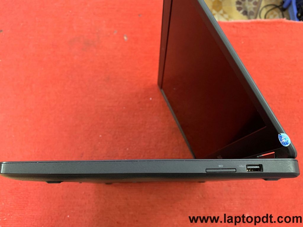 dell latitude e5550 giá