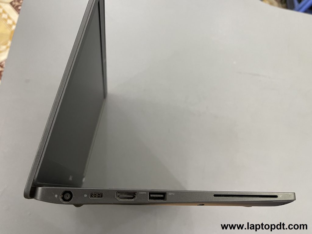 laptop cu gia re
