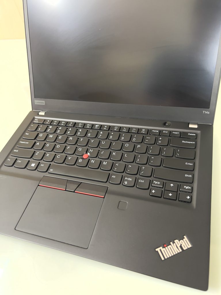 laptop-thinkpad-t14s-gia